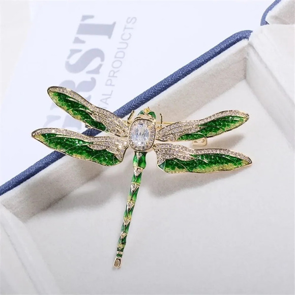 VQ Dragonfly Brooch - Picture 3 of 9